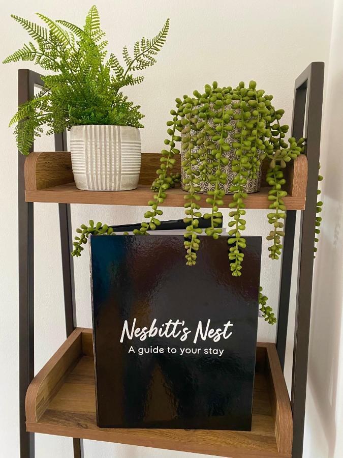Cotswolds Lakeside Lodge - Nesbitt'S Nest South Cerney Esterno foto